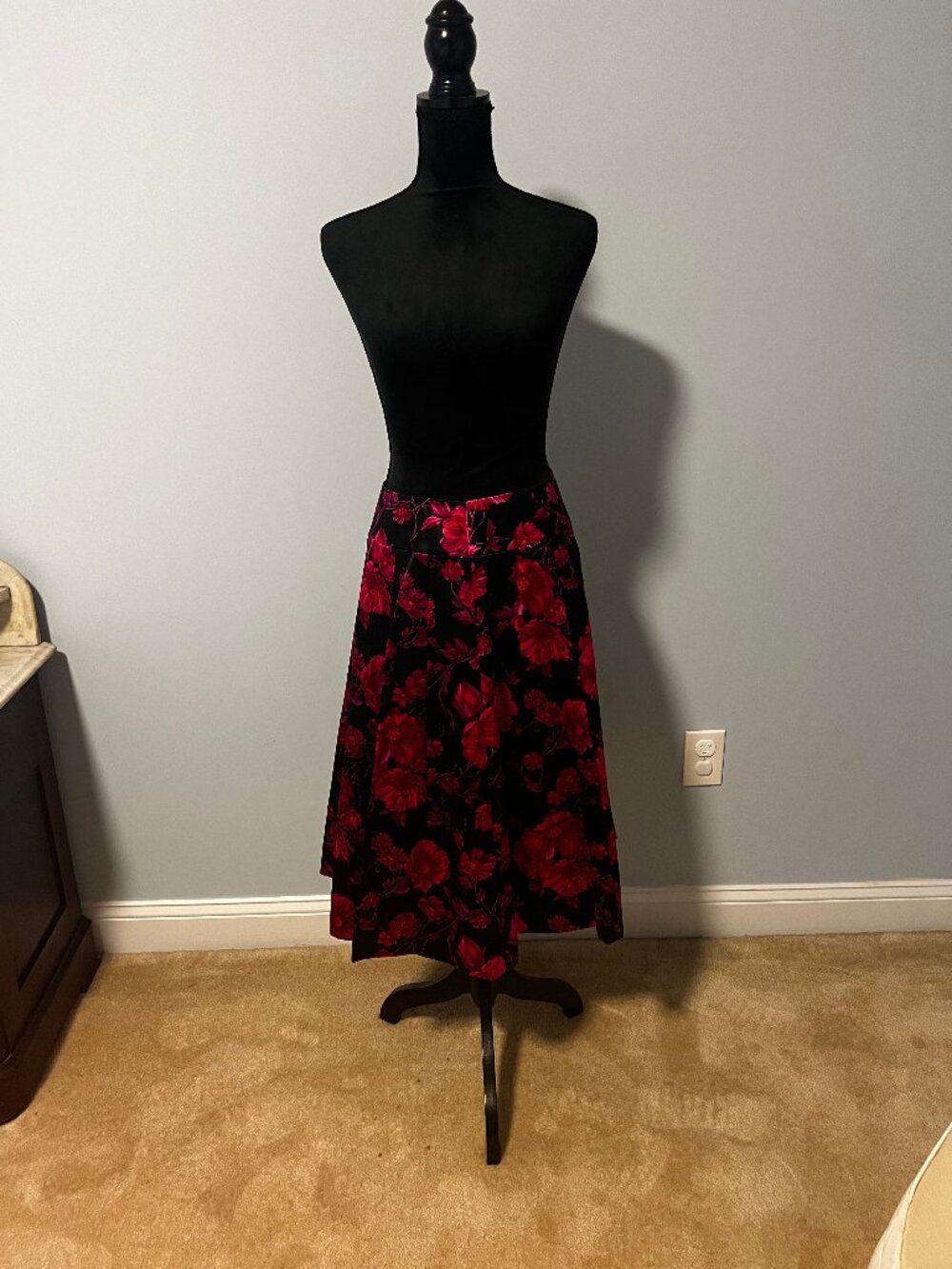 Talbots Formal Skirt (Black, Dark Pink)- Size 12
